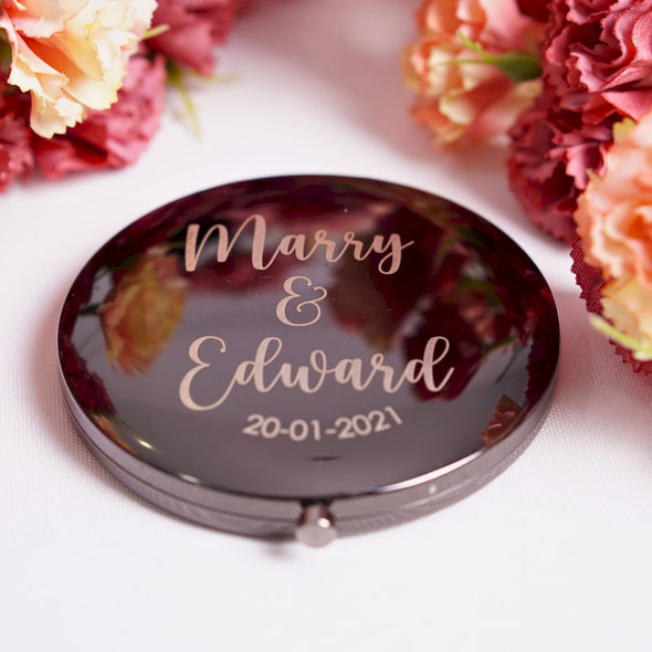 Personalized Gold Silver Black Compact Mirror Items designed by Happy Times Favors, a handmade gift shop. This item is ideal for New Year, Noel, Bridal Shower, Wedding Shower, Fall Wedding, Bridesmaid proposal boxes, party favors, or gifts for your loved ones.