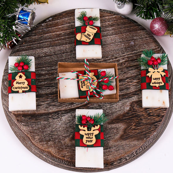 Personalized Scented Soaps for Christmas Gifts, Custom Christmas Soap Favors for Family & Friends, Holiday Gift Ideas: Scented Soaps Items designed by Happy Times Favors, a handmade gift shop. Scented Soap decorated with real natural dried flowers and personalized wooden name tag. Ideal for Christmas, Noel, New Year, Happy Holiday. Personalized Christmas Gifts, Custom Gifts for Christmas, Christmas decorations, ornaments, Christmas Natural soap.