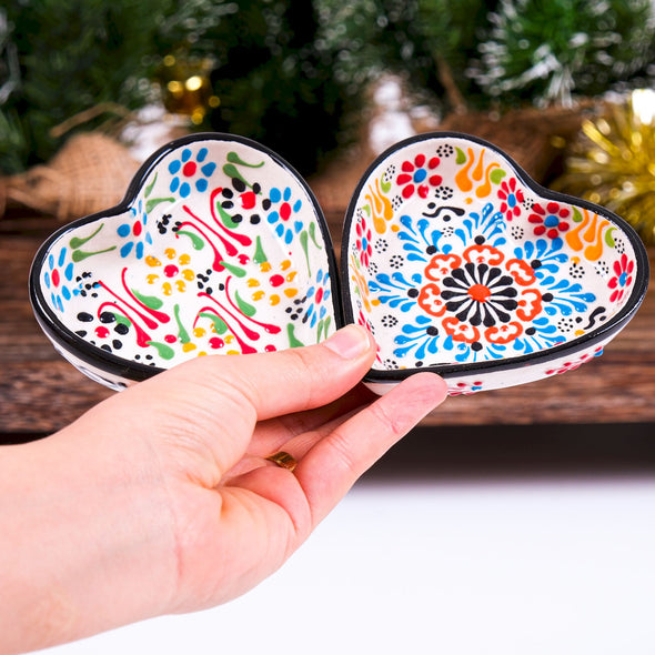 Turkish Cini Porcelain Bowl Christmas Favors, Christmas Party Favors, New Year Xmas Favors Coworker Happy Holiday Favors Items designed by Happy Times Favors, a handmade gift shop. We designed this tile/ceramic/porcelain bohemian theme wedding favor ideas, boho gifts, handmade candy bowl, Best for Wedding Gift, Bridal Shower gift, Baby Shower gift, Christening gift, Baptism gift, Graduation gift, birthday gift or any Party favors.