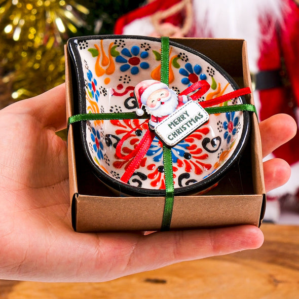 Turkish Cini Porcelain Bowl Christmas Favors, Christmas Party Favors, New Year Xmas Favors Coworker Happy Holiday Favors Items designed by Happy Times Favors, a handmade gift shop. We designed this tile/ceramic/porcelain bohemian theme wedding favor ideas, boho gifts, handmade candy bowl, Best for Wedding Gift, Bridal Shower gift, Baby Shower gift, Christening gift, Baptism gift, Graduation gift, birthday gift or any Party favors.