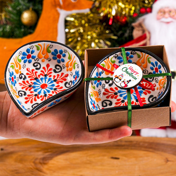 Turkish Cini Porcelain Bowl Christmas Favors, Christmas Party Favors, New Year Xmas Favors Coworker Happy Holiday Favors Items designed by Happy Times Favors, a handmade gift shop. We designed this tile/ceramic/porcelain bohemian theme wedding favor ideas, boho gifts, handmade candy bowl, Best for Wedding Gift, Bridal Shower gift, Baby Shower gift, Christening gift, Baptism gift, Graduation gift, birthday gift or any Party favors.