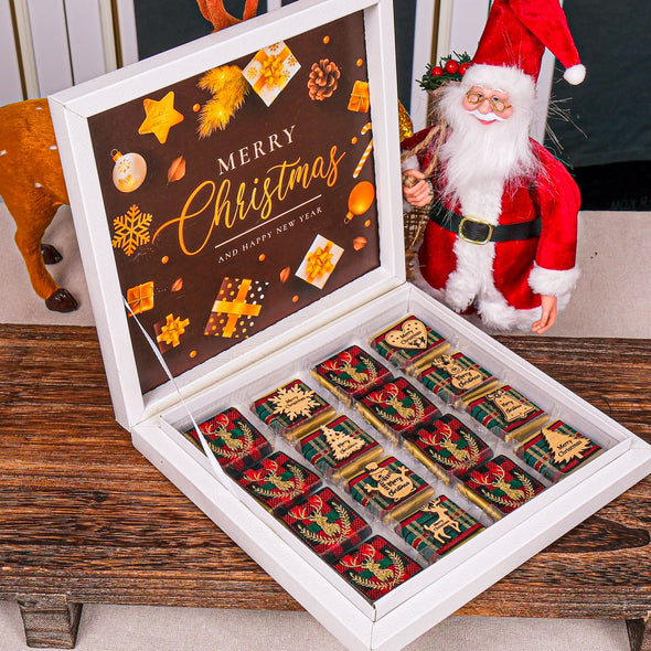 Christmas Chocolate Box, Christmas Present Idea Chocolate Favor, Christmas Chocolate Gift, Xmas Gift Idea, Noel Gift, Christmas Gifts for Girlfriend, Xmas Chocolate Box, Holiday Chocolate Designed by Happy Times Favors, a handmade gift shop ideal for christmas present idea unique Christmas gift Noel gift Christmas chocolate gift box Xmas Gift