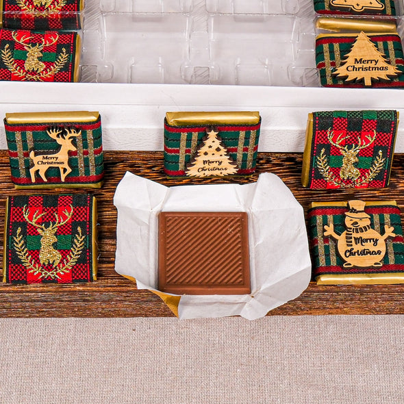 Christmas Chocolate Box, Christmas Present Idea Chocolate Favor, Christmas Chocolate Gift, Xmas Gift Idea, Noel Gift, Christmas Gifts for Girlfriend, Xmas Chocolate Box, Holiday Chocolate Designed by Happy Times Favors, a handmade gift shop ideal for christmas present idea unique Christmas gift Noel gift Christmas chocolate gift box Xmas Gift