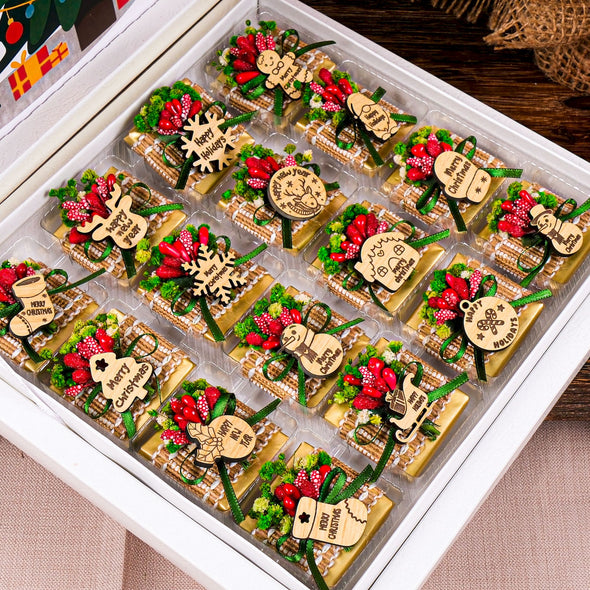 Christmas Chocolate Box, Christmas Present Idea Chocolate Favor, Christmas Chocolate Gift, Xmas Gift Idea, Noel Gift, Christmas Gifts for Girlfriend, Xmas Chocolate Box, Holiday Chocolate Designed by Happy Times Favors, a handmade gift shop ideal for christmas present idea unique Christmas gift corporate Christmas chocolate gift box holiday gift