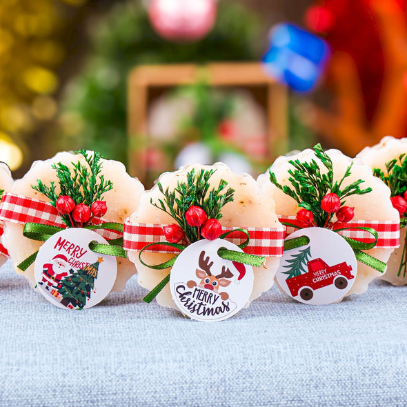 Personalized Christmas Favors Scented Soaps, Christmas Gifts for Family, Friends and Coworkers Items designed by Happy Times Favors, a handmade gift shop. Scented Soap decorated with real natural dried flowers and personalized wooden name tag. Ideal for Christmas, Noel, New Year, Happy Holiday. Personalized Christmas Gifts, Custom Gifts for Christmas, Christmas decorations, ornaments, Christmas Natural soap.