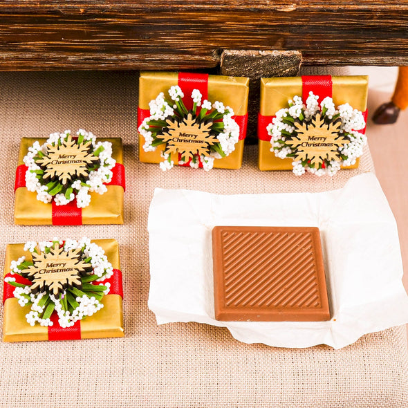 Christmas Chocolate Box, Christmas Present Idea Chocolate Favor, Christmas Chocolate Gift, Xmas Gift Idea, Noel Gift, Christmas Gifts for Girlfriend, Xmas Chocolate Box, Holiday Chocolate Designed by Happy Times Favors, a handmade gift shop ideal for christmas present idea unique Christmas gift Noel gift Christmas chocolate gift box Xmas Gift