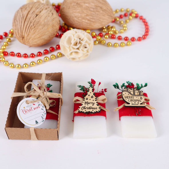 Handmade Christmas Favor Scented Soaps, Christmas Gifts for Family and Coworkers Items designed by Happy Times Favors, a handmade gift shop. Scented Soap decorated with real natural dried flowers and personalized wooden name tag. Ideal for Christmas, Noel, New Year, Happy Holiday. Personalized Christmas Gifts, Custom Gifts for Christmas, Christmas decorations, ornaments, Christmas Natural soap