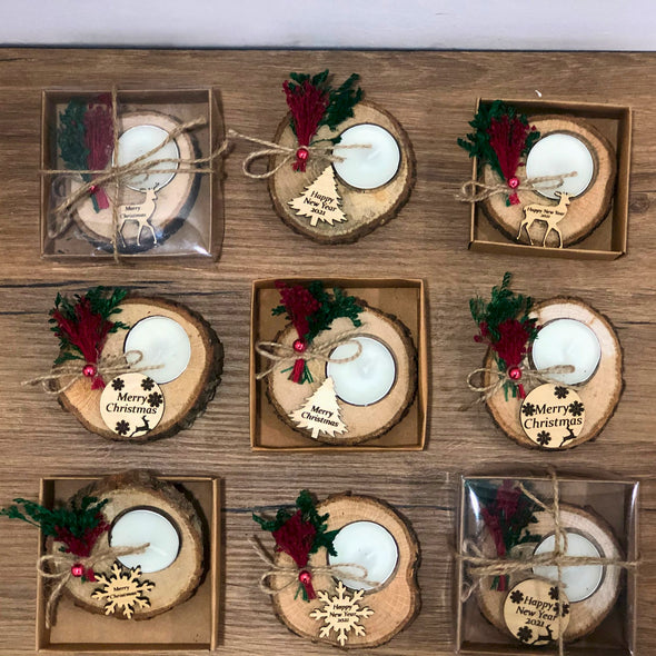 Christmas Personalized Wooden Tealight Favors, Custom Christmas Gift Items designed by Happy Times Favors, a handmade gift shop. Wooden candle holder decorated with real natural dried flowers, personalized wooden name tag and tealight. Ideal for Christmas, Noel, New Year, Happy Holiday party gifts. Personalized Christmas Gifts, Custom Gifts for Christmas, Christmas decorations, ornaments