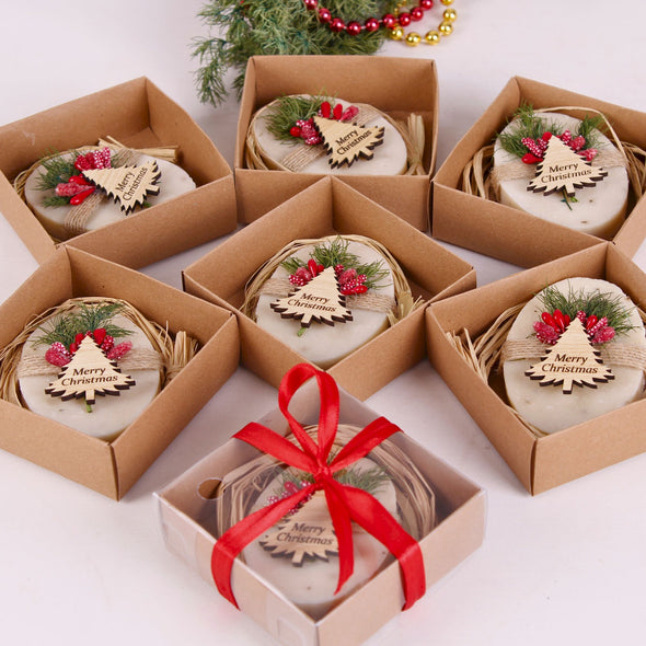 Personalized Christmas Gift, Scented Handmade Oval Soap Gift Noel, X-mas New Year Favors Items designed by Happy Times Favors, a handmade gift shop. Scented Soap decorated with real natural dried flowers and personalized wooden name tag. Ideal for Christmas, Noel, New Year, Happy Holiday. Personalized Christmas Gifts, Custom Gifts for Christmas, Christmas decorations, ornaments, Christmas Natural soap.