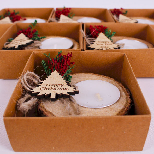 Christmas Personalized Wood Tealight Candle Holder Favors, Custom Christmas Gifts Items designed by Happy Times Favors, a handmade gift shop. Wooden candle holder decorated with real natural dried flowers, personalized wooden name tag and tealight. Ideal for Christmas, Noel, New Year, Happy Holiday party gifts. Personalized Christmas Gifts, Custom Gifts for Christmas, Christmas decorations, ornaments