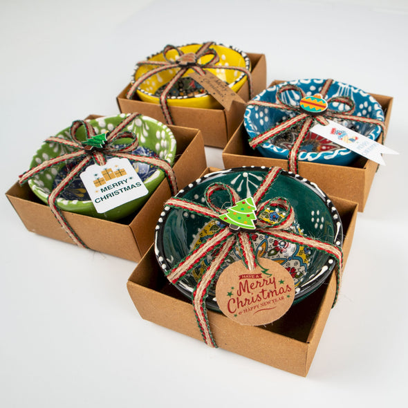 Turkish Cini Porcelain Bowl Christmas Favors, Christmas Party Favors, New Year Xmas Favors Coworker Happy Holiday Favors Items designed by Happy Times Favors, a handmade gift shop. We designed this tile/ceramic/porcelain bohemian theme wedding favor ideas, boho gifts, handmade candy bowl, Best for Wedding Gift, Bridal Shower gift, Baby Shower gift, Christening gift, Baptism gift, Graduation gift, birthday gift or any Party favors.
