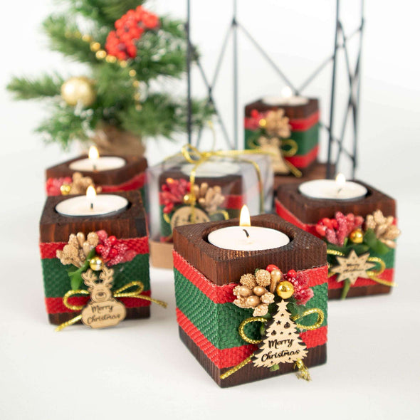 Personalized Christmas New Year Noel Gift Favor Wooden Tealight Holder Items designed by Happy Times Favors, a handmade gift shop. Wooden candle holder decorated with real natural dried flowers, personalized wooden name tag and tealight. Ideal for Christmas, Noel, New Year, Happy Holiday party gifts. Personalized Christmas Gifts, Custom Gifts for Christmas, Christmas decorations, ornaments