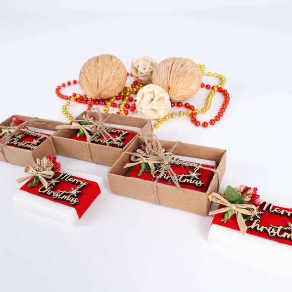 Personalized Christmas Favors Scented Soaps, Christmas Gifts for Family, Friends and Coworkers Items designed by Happy Times Favors, a handmade gift shop. Scented Soap decorated with real natural dried flowers and personalized wooden name tag. Ideal for Christmas, Noel, New Year, Happy Holiday. Personalized Christmas Gifts, Custom Gifts for Christmas, Christmas decorations, ornaments, Christmas Natural soap.